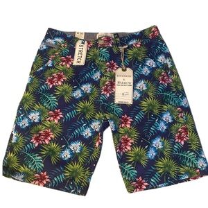 Hudson & Barrow Navy Floral Shorts